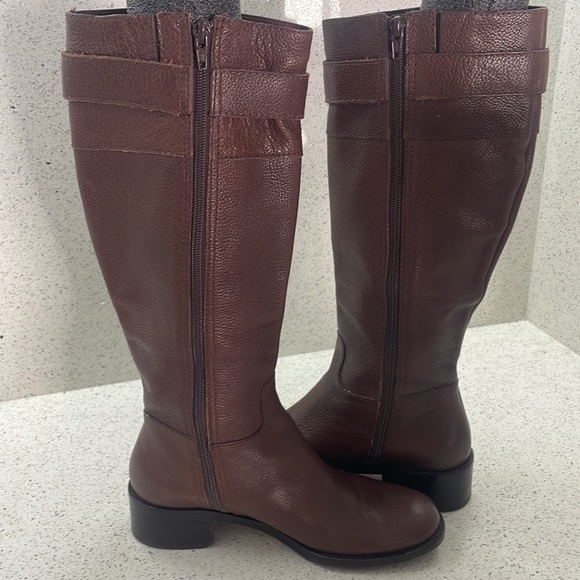 Banana Republic pebble leather boots - Picture 5 of 15